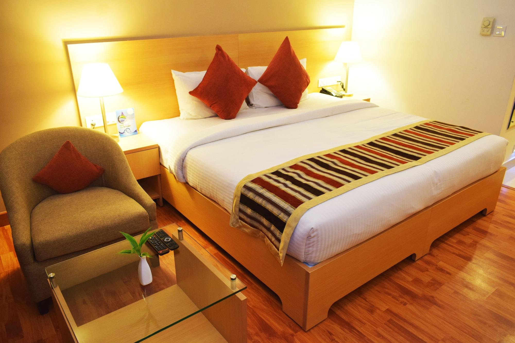 Starlit Suites Kochi Exterior foto