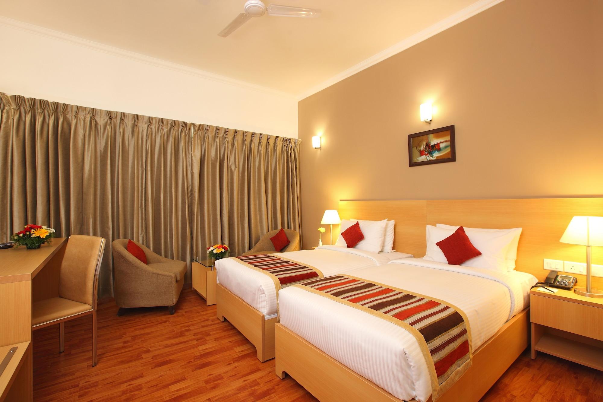 Starlit Suites Kochi Exterior foto