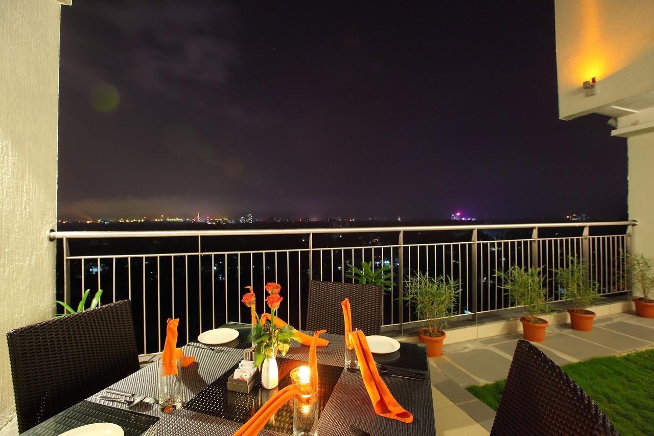 Starlit Suites Kochi Exterior foto