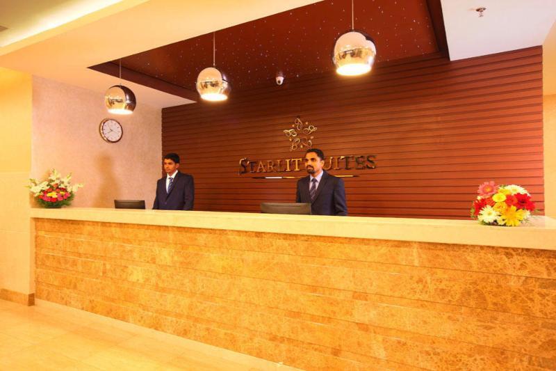 Starlit Suites Kochi Exterior foto